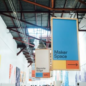 Designtips der får dit messestanderbanner til at skille sig ud